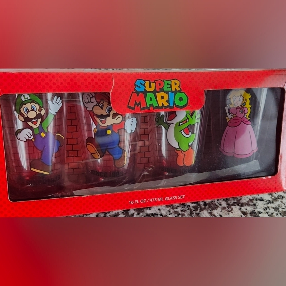 🍄 Super Mario Bros 16 oz Glass Set – Nintendo Licensed – Luigi Mario Peach Yosh